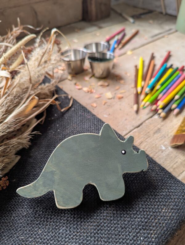 Dinos de bois recyclés – Image 3