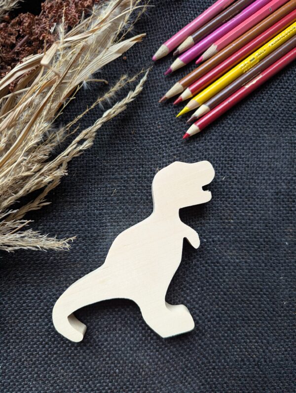 Dinos de bois recyclés – Image 7